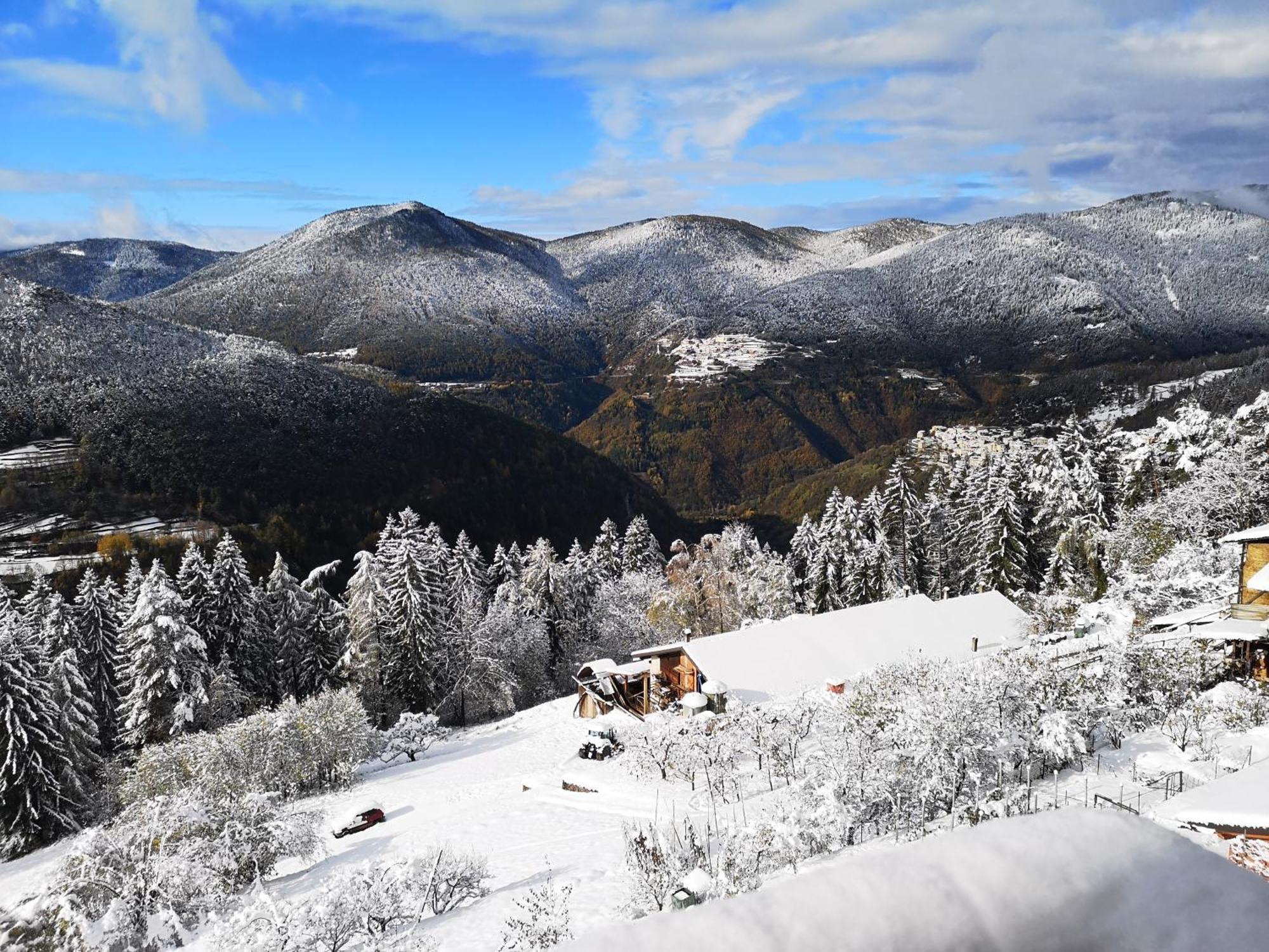 Maso Sveseri Montesover ภายนอก รูปภาพ